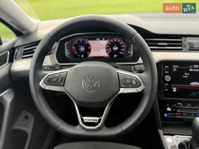 Черный Фольксваген Пассат, объемом двигателя 2 л и пробегом 99 тыс. км за 36500 $, фото 106 на Automoto.ua