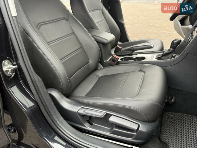 Чорний Фольксваген Пассат, об'ємом двигуна 2 л та пробігом 153 тис. км за 15899 $, фото 35 на Automoto.ua