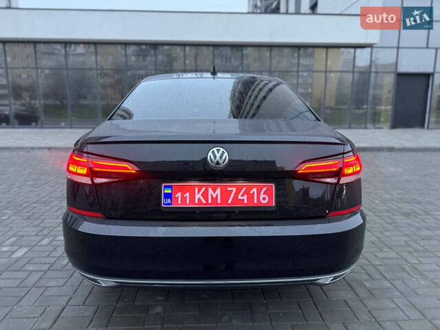 Чорний Фольксваген Пассат, об'ємом двигуна 2 л та пробігом 272 тис. км за 13999 $, фото 8 на Automoto.ua