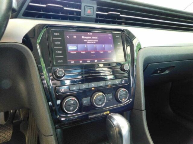 Черный Фольксваген Пассат, объемом двигателя 2 л и пробегом 30 тыс. км за 7800 $, фото 7 на Automoto.ua