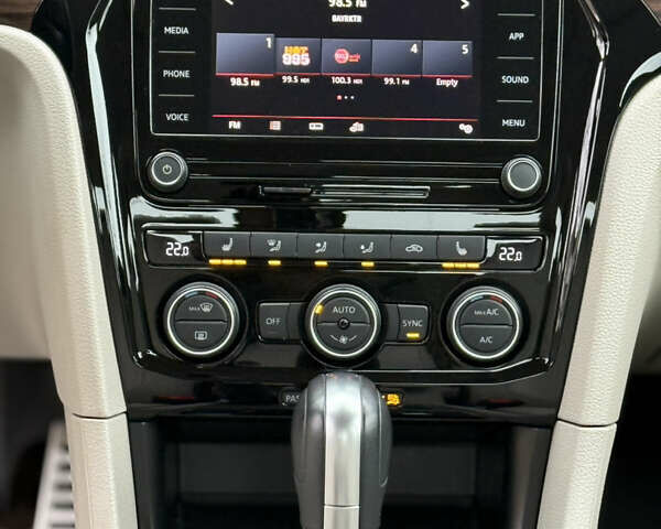 Чорний Фольксваген Пассат, об'ємом двигуна 1.98 л та пробігом 120 тис. км за 20500 $, фото 36 на Automoto.ua