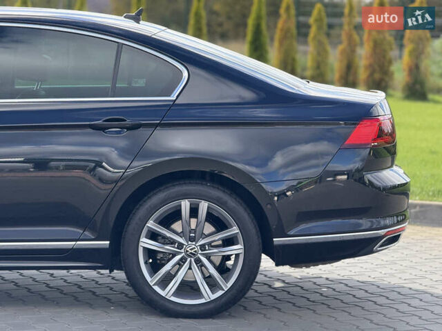 Черный Фольксваген Пассат, объемом двигателя 2 л и пробегом 98 тыс. км за 37700 $, фото 43 на Automoto.ua