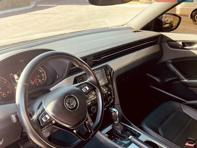 Чорний Фольксваген Пассат, об'ємом двигуна 1.98 л та пробігом 90 тис. км за 17800 $, фото 8 на Automoto.ua