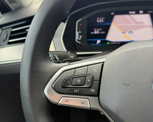 Черный Фольксваген Пассат, объемом двигателя 2 л и пробегом 98 тыс. км за 37700 $, фото 101 на Automoto.ua