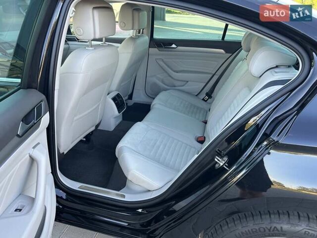 Черный Фольксваген Пассат, объемом двигателя 2 л и пробегом 158 тыс. км за 24999 $, фото 13 на Automoto.ua