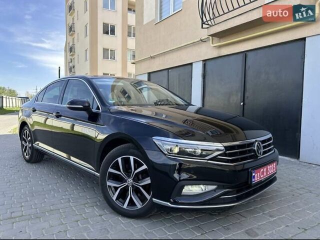 Черный Фольксваген Пассат, объемом двигателя 2 л и пробегом 158 тыс. км за 25550 $, фото 3 на Automoto.ua