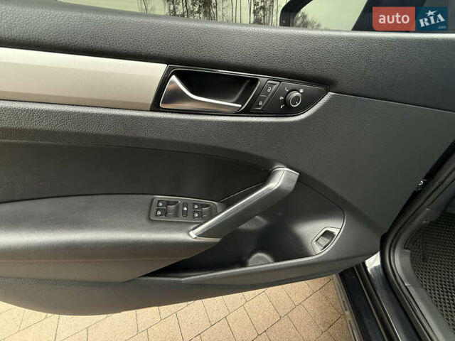 Чорний Фольксваген Пассат, об'ємом двигуна 2 л та пробігом 153 тис. км за 15899 $, фото 43 на Automoto.ua