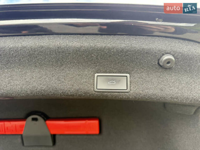 Черный Фольксваген Пассат, объемом двигателя 2 л и пробегом 98 тыс. км за 37700 $, фото 122 на Automoto.ua