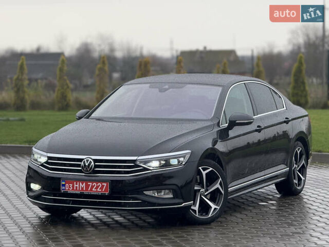 Черный Фольксваген Пассат, объемом двигателя 2 л и пробегом 99 тыс. км за 36500 $, фото 34 на Automoto.ua