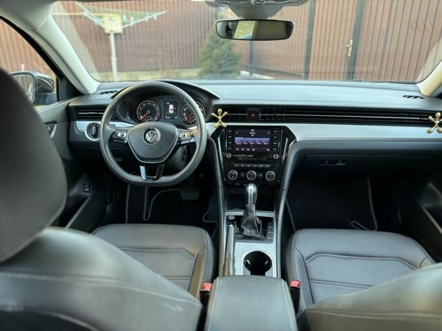 Черный Фольксваген Пассат, объемом двигателя 2 л и пробегом 125 тыс. км за 19500 $, фото 15 на Automoto.ua