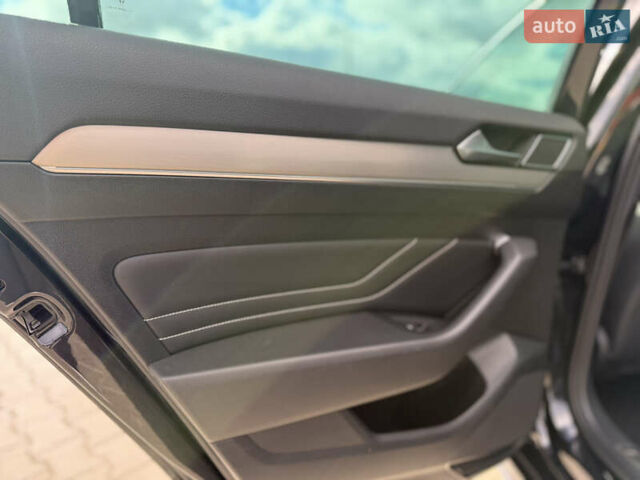 Черный Фольксваген Пассат, объемом двигателя 2 л и пробегом 98 тыс. км за 37700 $, фото 92 на Automoto.ua