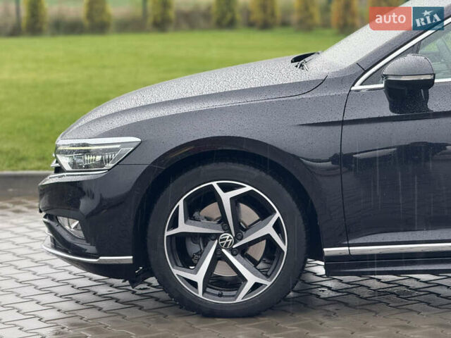 Черный Фольксваген Пассат, объемом двигателя 2 л и пробегом 99 тыс. км за 36500 $, фото 54 на Automoto.ua