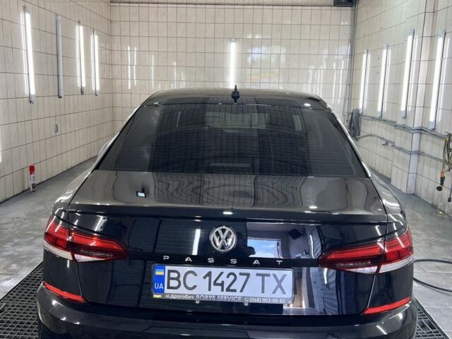 Чорний Фольксваген Пассат, об'ємом двигуна 2 л та пробігом 142 тис. км за 16800 $, фото 7 на Automoto.ua