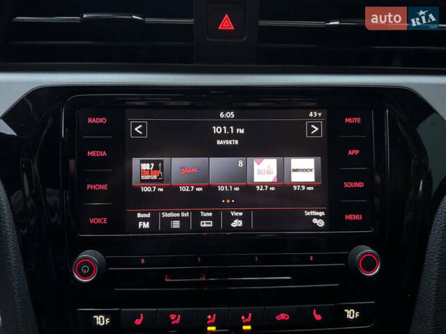 Чорний Фольксваген Пассат, об'ємом двигуна 2 л та пробігом 272 тис. км за 13999 $, фото 18 на Automoto.ua