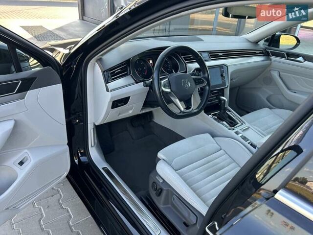 Черный Фольксваген Пассат, объемом двигателя 2 л и пробегом 158 тыс. км за 24999 $, фото 12 на Automoto.ua