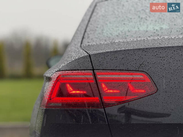 Черный Фольксваген Пассат, объемом двигателя 2 л и пробегом 99 тыс. км за 36500 $, фото 67 на Automoto.ua