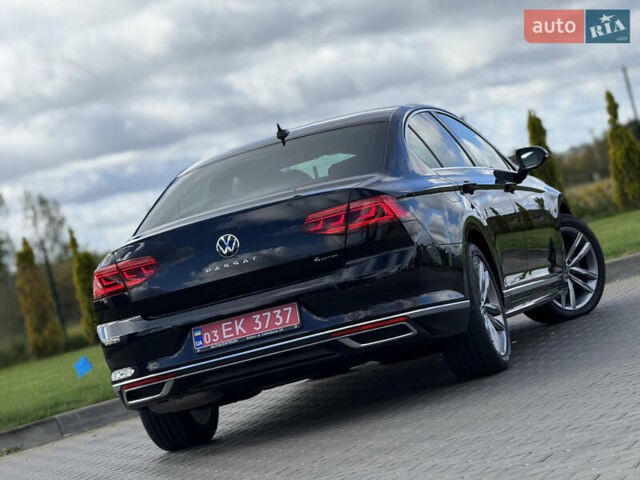 Черный Фольксваген Пассат, объемом двигателя 2 л и пробегом 98 тыс. км за 37700 $, фото 23 на Automoto.ua