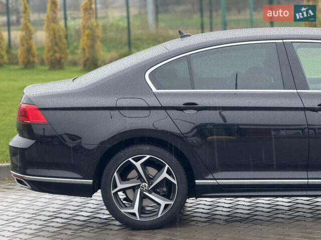 Черный Фольксваген Пассат, объемом двигателя 2 л и пробегом 99 тыс. км за 36500 $, фото 51 на Automoto.ua