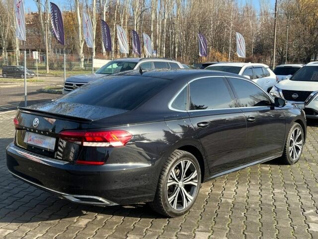 Чорний Фольксваген Пассат, об'ємом двигуна 2 л та пробігом 90 тис. км за 17800 $, фото 6 на Automoto.ua