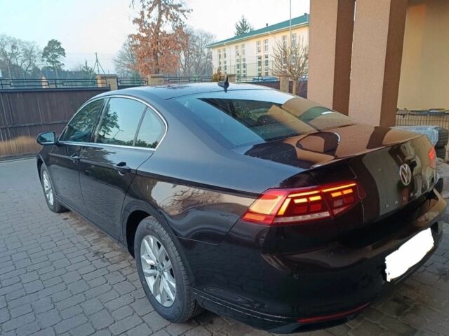 Чорний Фольксваген Пассат, об'ємом двигуна 2 л та пробігом 85 тис. км за 14500 $, фото 2 на Automoto.ua