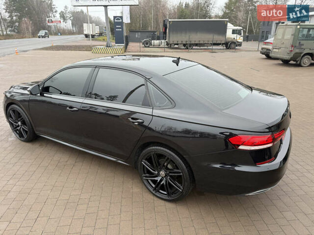 Чорний Фольксваген Пассат, об'ємом двигуна 2 л та пробігом 153 тис. км за 15899 $, фото 12 на Automoto.ua