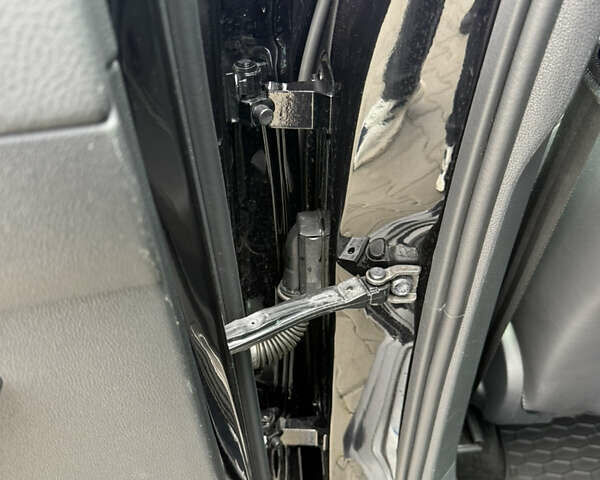 Черный Фольксваген Пассат, объемом двигателя 2 л и пробегом 99 тыс. км за 36500 $, фото 126 на Automoto.ua