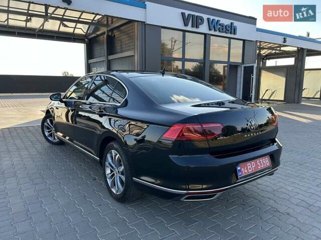 Черный Фольксваген Пассат, объемом двигателя 2 л и пробегом 158 тыс. км за 24999 $, фото 5 на Automoto.ua