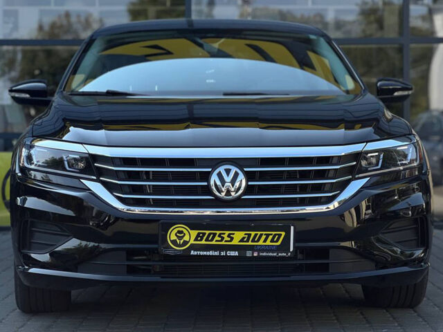 Черный Фольксваген Пассат, объемом двигателя 2 л и пробегом 135 тыс. км за 19990 $, фото 1 на Automoto.ua