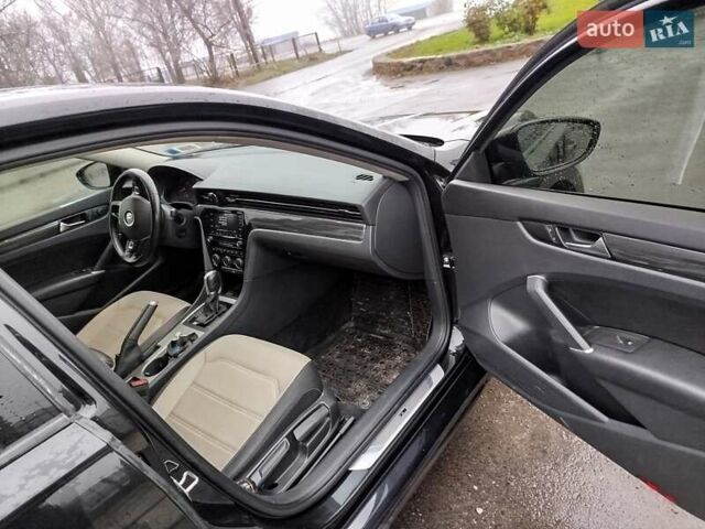 Черный Фольксваген Пассат, объемом двигателя 1.98 л и пробегом 90 тыс. км за 17400 $, фото 14 на Automoto.ua