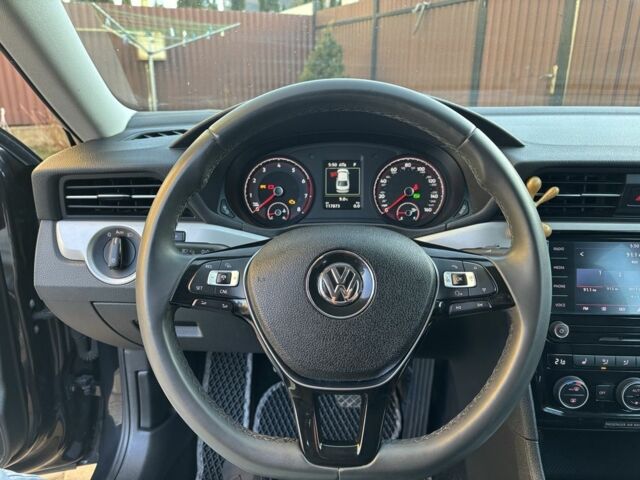 Черный Фольксваген Пассат, объемом двигателя 2 л и пробегом 125 тыс. км за 19500 $, фото 11 на Automoto.ua