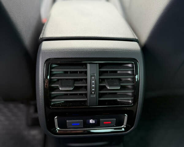 Черный Фольксваген Пассат, объемом двигателя 2 л и пробегом 98 тыс. км за 37700 $, фото 99 на Automoto.ua