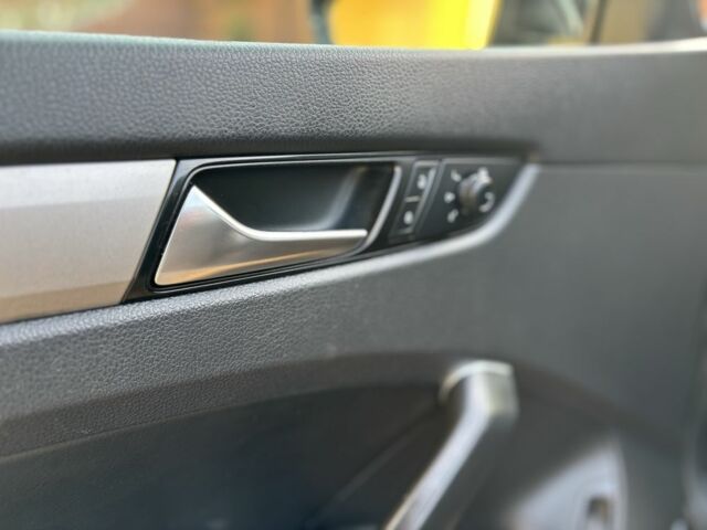 Черный Фольксваген Пассат, объемом двигателя 2 л и пробегом 125 тыс. км за 19500 $, фото 10 на Automoto.ua