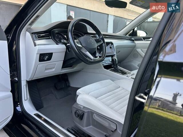 Черный Фольксваген Пассат, объемом двигателя 2 л и пробегом 158 тыс. км за 25550 $, фото 17 на Automoto.ua