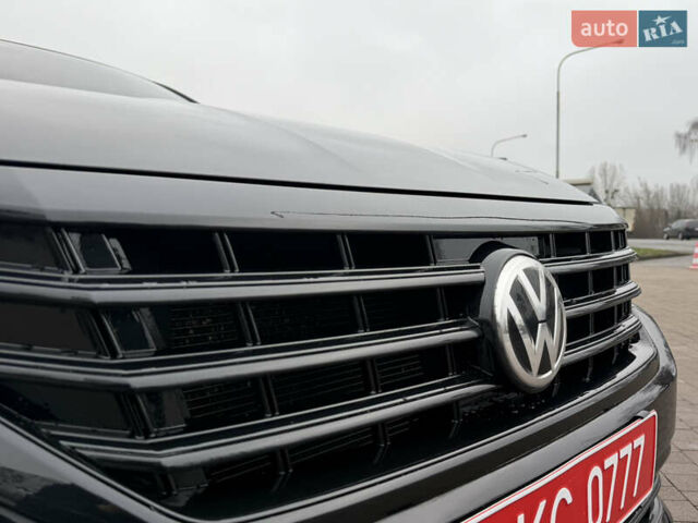 Чорний Фольксваген Пассат, об'ємом двигуна 2 л та пробігом 153 тис. км за 15899 $, фото 18 на Automoto.ua