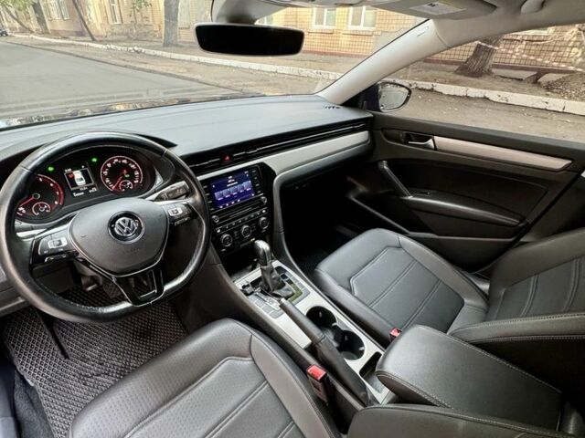 Черный Фольксваген Пассат, объемом двигателя 2 л и пробегом 148 тыс. км за 16300 $, фото 5 на Automoto.ua