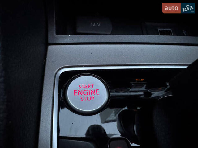 Чорний Фольксваген Пассат, об'ємом двигуна 2 л та пробігом 272 тис. км за 13999 $, фото 20 на Automoto.ua