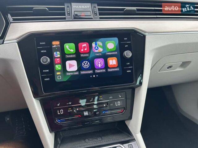 Черный Фольксваген Пассат, объемом двигателя 2 л и пробегом 158 тыс. км за 25550 $, фото 41 на Automoto.ua