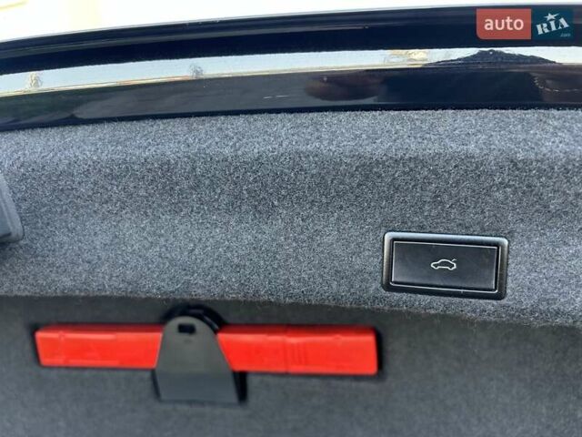 Черный Фольксваген Пассат, объемом двигателя 2 л и пробегом 158 тыс. км за 25550 $, фото 15 на Automoto.ua