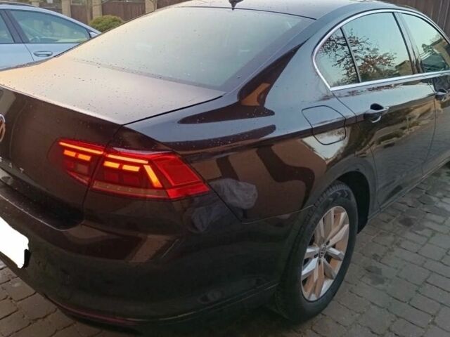 Чорний Фольксваген Пассат, об'ємом двигуна 2 л та пробігом 85 тис. км за 14500 $, фото 3 на Automoto.ua