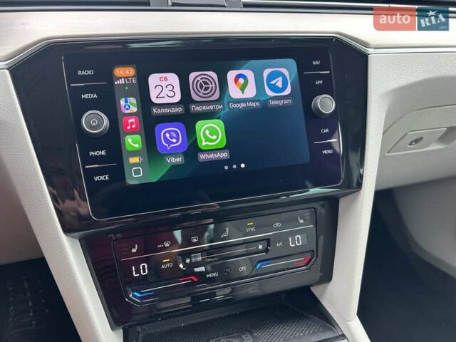 Черный Фольксваген Пассат, объемом двигателя 2 л и пробегом 158 тыс. км за 25550 $, фото 42 на Automoto.ua