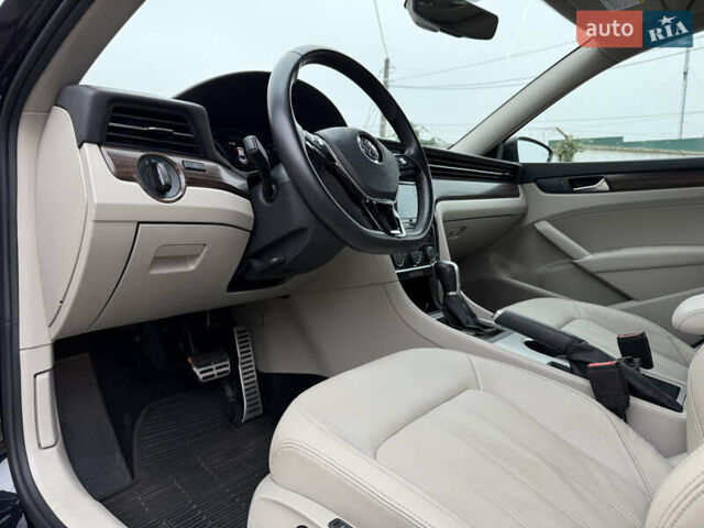 Чорний Фольксваген Пассат, об'ємом двигуна 1.98 л та пробігом 120 тис. км за 20500 $, фото 25 на Automoto.ua