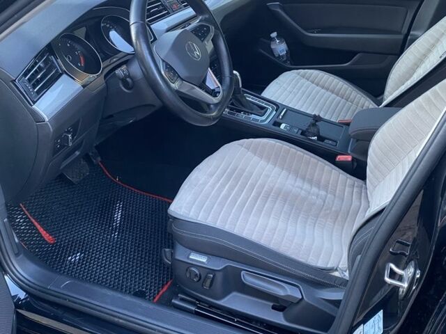 Фольксваген Пассат 2020 в Виннице на Automoto.ua Черный Фольксваген Пассат, объемом двигателя 2 л и пробегом 189 тыс. км за 24800 $, фото 6 на Automoto.ua