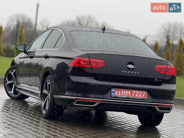 Черный Фольксваген Пассат, объемом двигателя 2 л и пробегом 99 тыс. км за 36500 $, фото 3 на Automoto.ua
