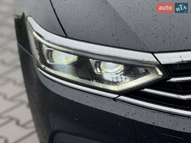 Черный Фольксваген Пассат, объемом двигателя 2 л и пробегом 99 тыс. км за 36500 $, фото 30 на Automoto.ua