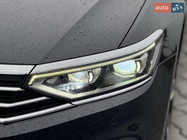 Черный Фольксваген Пассат, объемом двигателя 2 л и пробегом 99 тыс. км за 36500 $, фото 31 на Automoto.ua