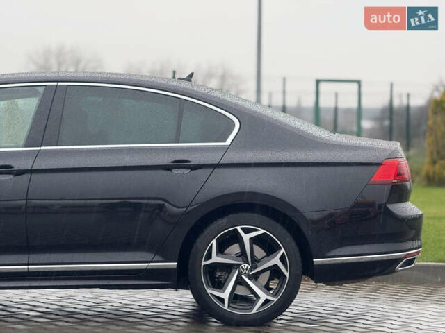 Черный Фольксваген Пассат, объемом двигателя 2 л и пробегом 99 тыс. км за 36500 $, фото 57 на Automoto.ua