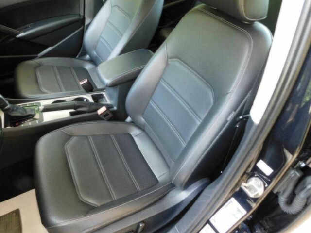 Черный Фольксваген Пассат, объемом двигателя 2 л и пробегом 45 тыс. км за 23000 $, фото 7 на Automoto.ua