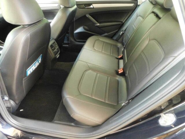 Черный Фольксваген Пассат, объемом двигателя 2 л и пробегом 30 тыс. км за 7800 $, фото 11 на Automoto.ua