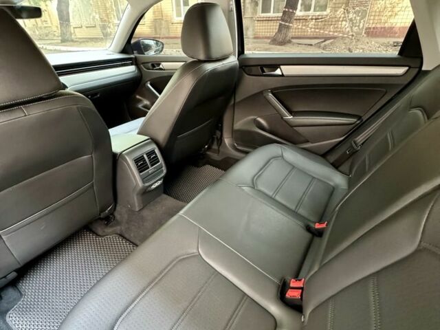 Черный Фольксваген Пассат, объемом двигателя 2 л и пробегом 148 тыс. км за 16300 $, фото 6 на Automoto.ua