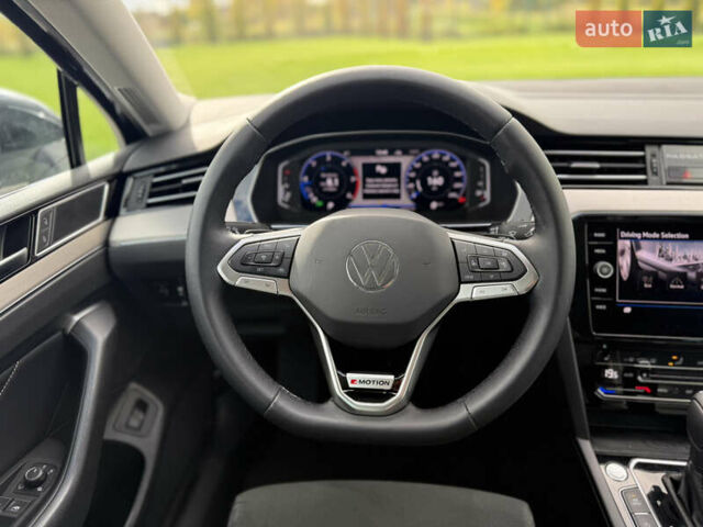 Черный Фольксваген Пассат, объемом двигателя 2 л и пробегом 98 тыс. км за 37700 $, фото 112 на Automoto.ua